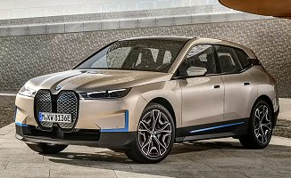 BMW iX xDrive50 111.5kWh 523KM
