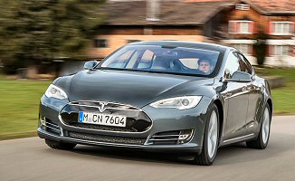 Tesla Model S 60 60kWh 306KM (L1S)