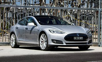 Tesla Model S P85 85kWh 421KM (L1S)